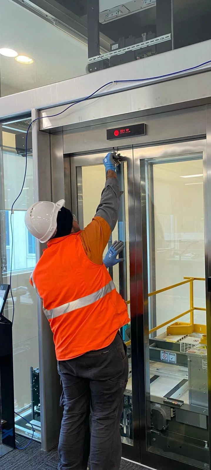 Lift commissioning detail