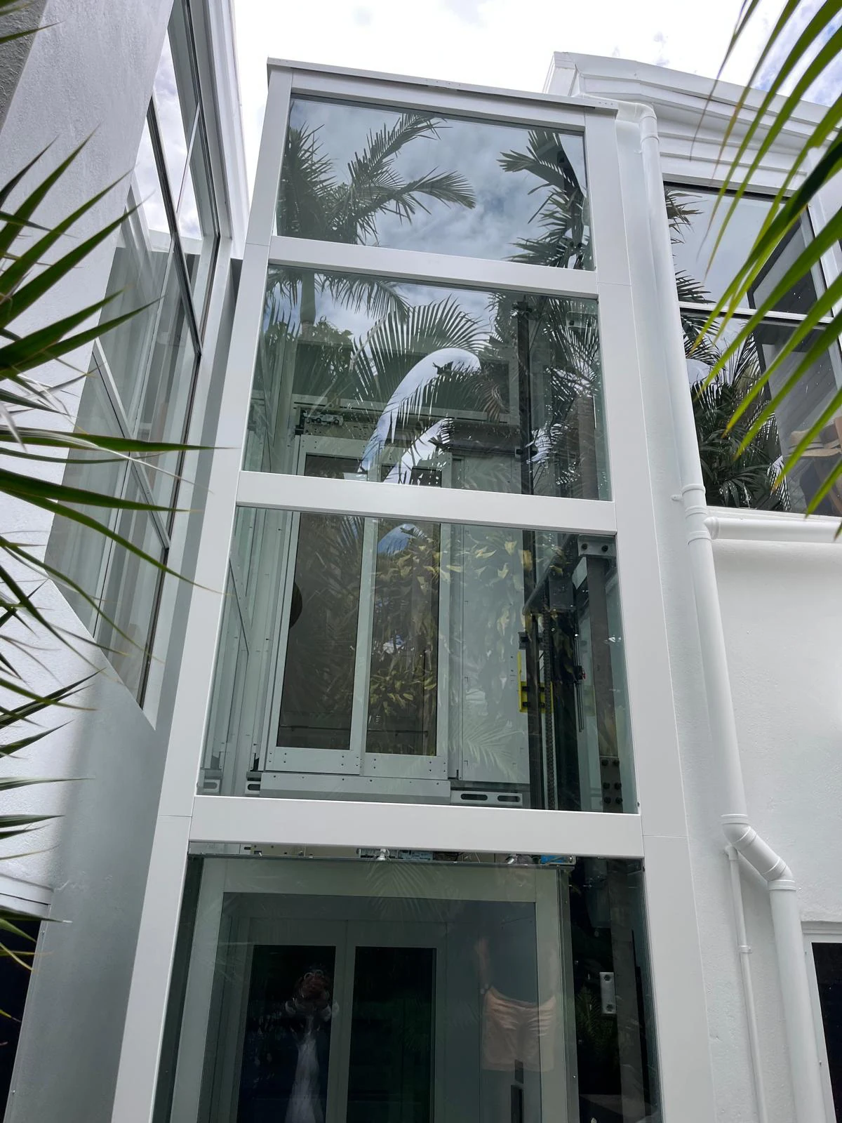 Completed glass residential lift